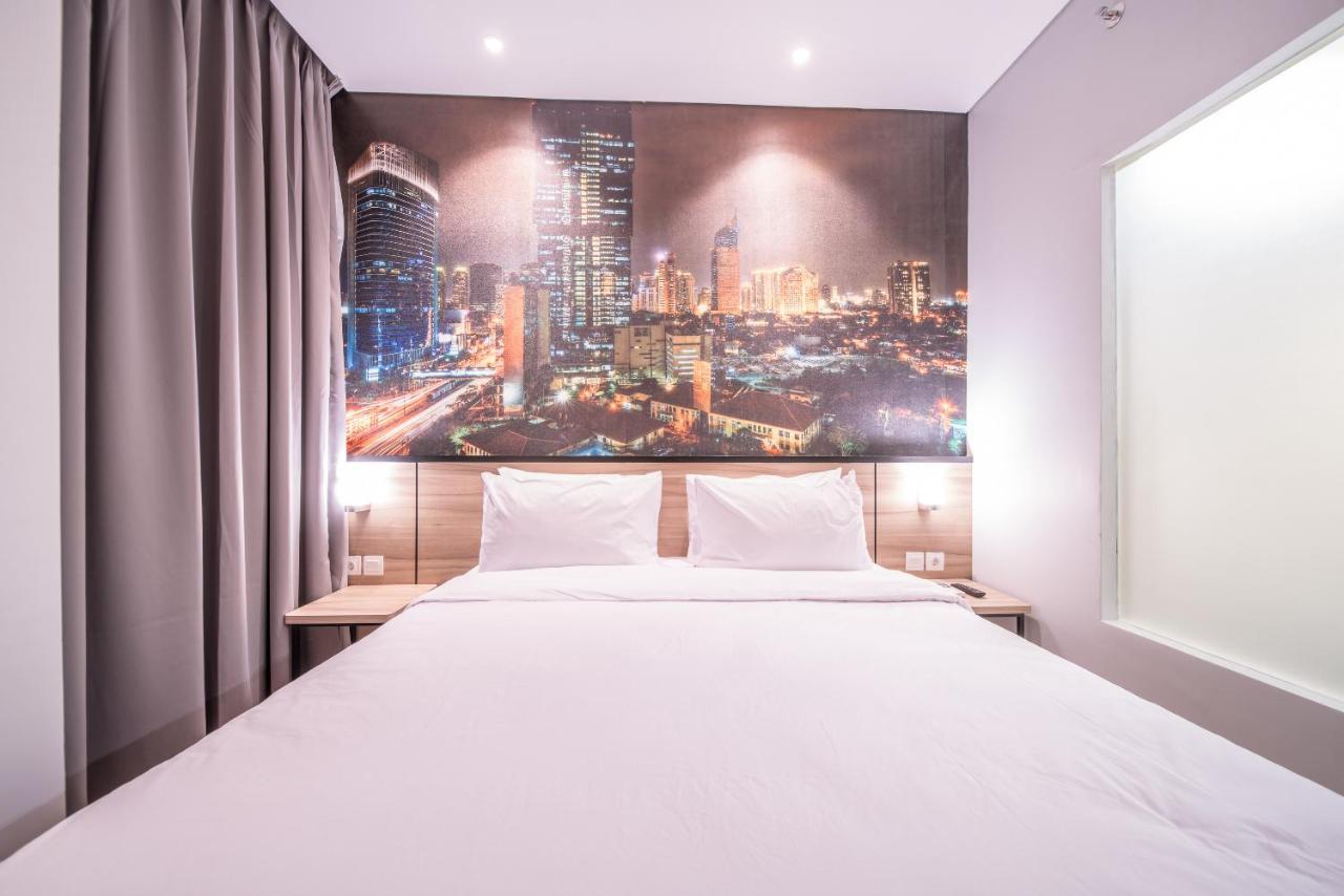 All Nite & Day Kebon Jeruk Jakarta Luaran gambar